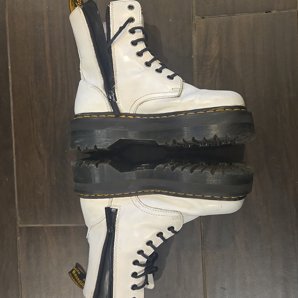 Dr. Martens White JADON Zplatform Boot Sz US 7L - Picture 3 of 13